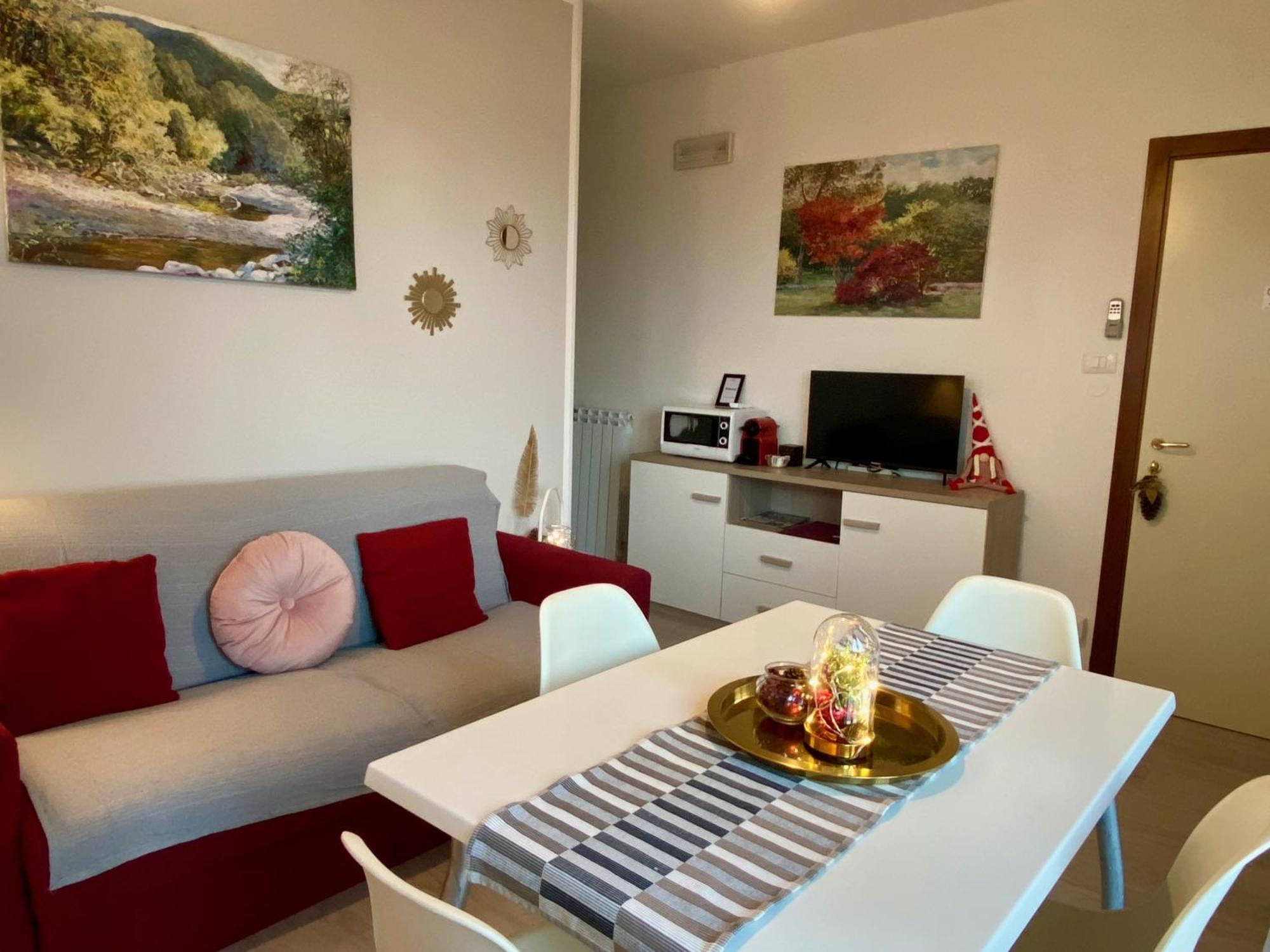 Residenza Cappuccini Aparthotel Peschiera del Garda Rom bilde